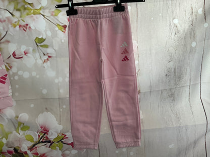 Girls adidas tracksuit age 3/4years of age new with tags