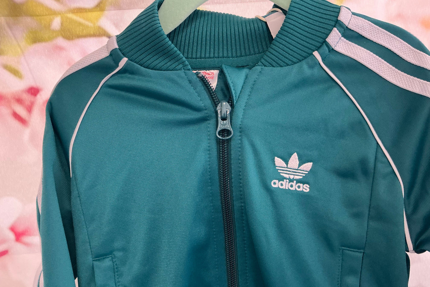 Boys adidas tracksuit age 3/4 years new with tags 0330