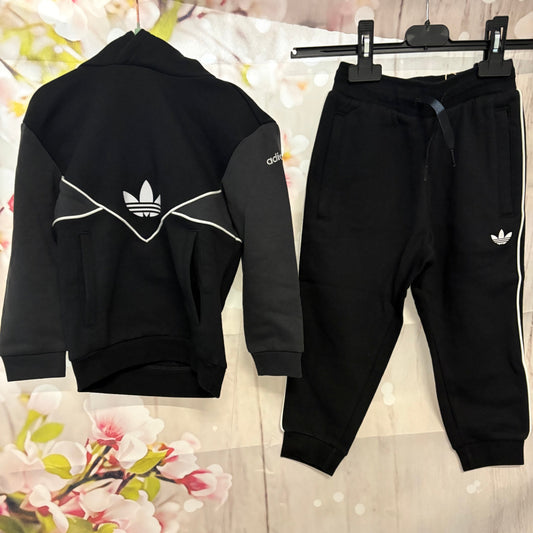Infants adidas tracksuit 3/4 years 0042