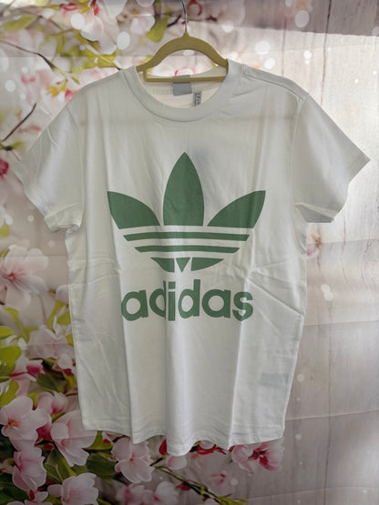 Woman’s adidas Big Trefoil Tee Shirt size uk 8