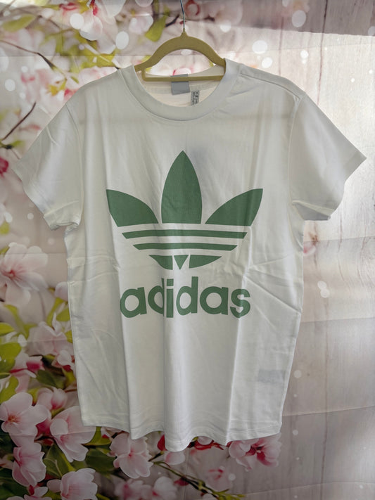 Woman’s adidas Big Trefoil Tee Shirt size uk 8